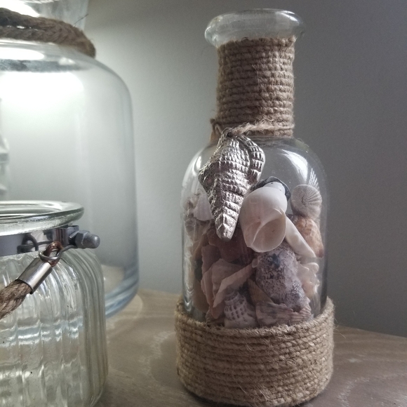 Nautical Vase with Shells